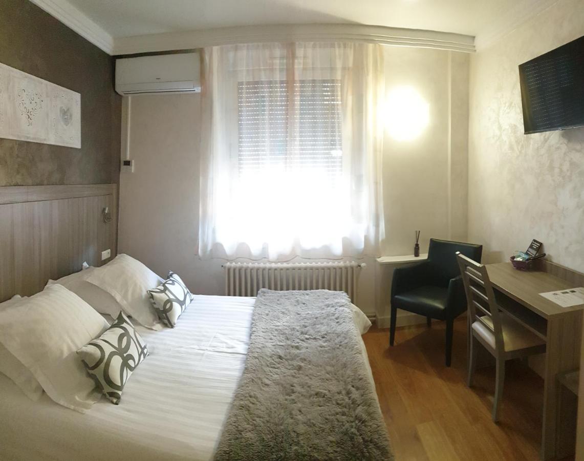 Hotel De La Poste B&B La Bresse Luaran gambar